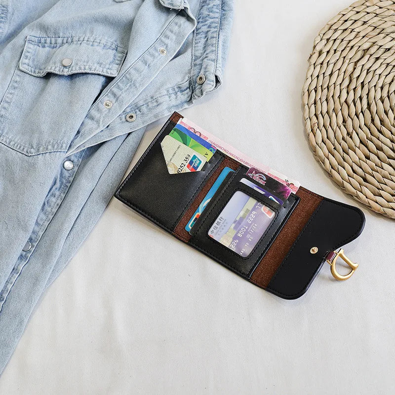 Small Leather Hasp Card Wallet