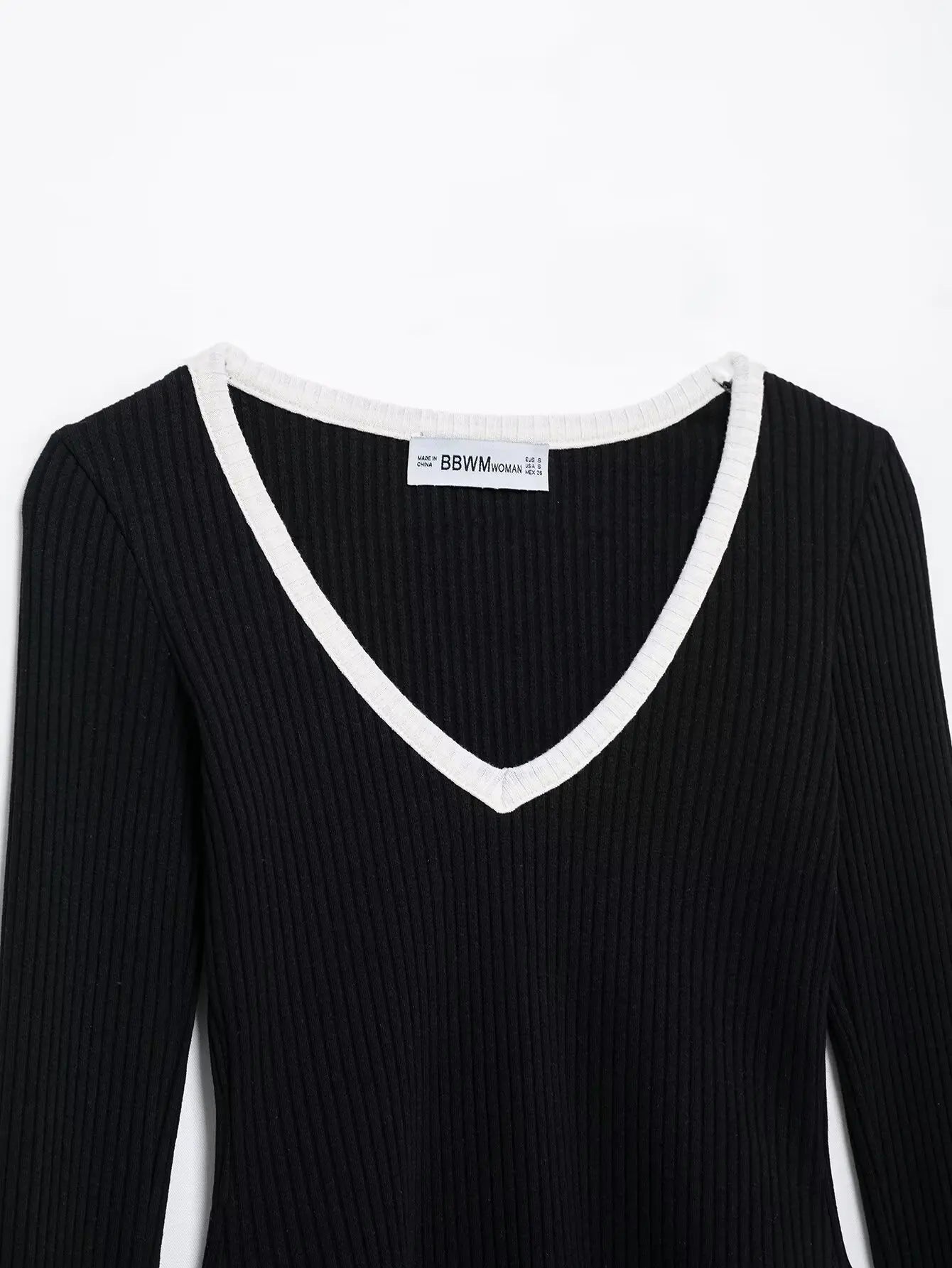 2025 V-Neck Knitted Top