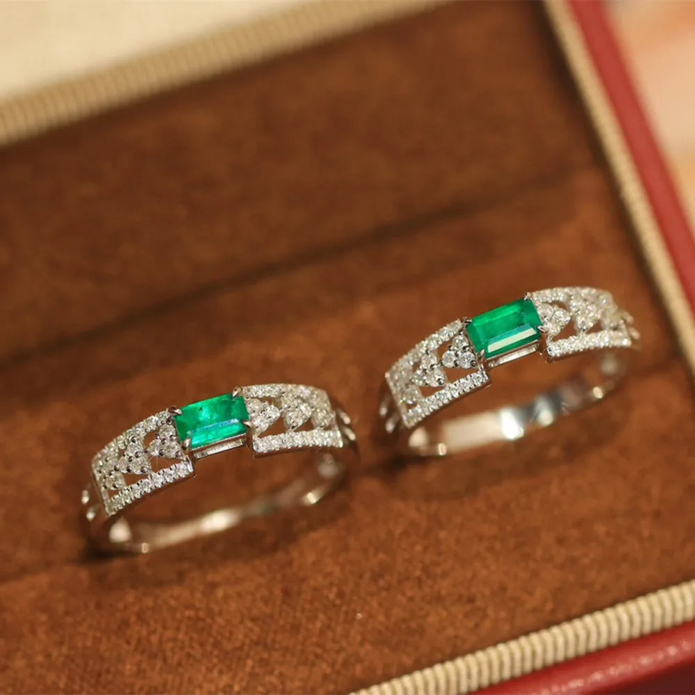 Vintage White Gold Emerald Ring