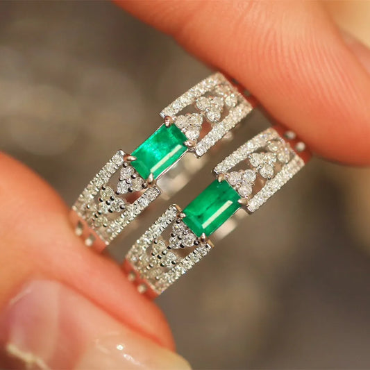 Vintage White Gold Emerald Ring