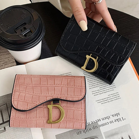 Small Leather Hasp Card Wallet